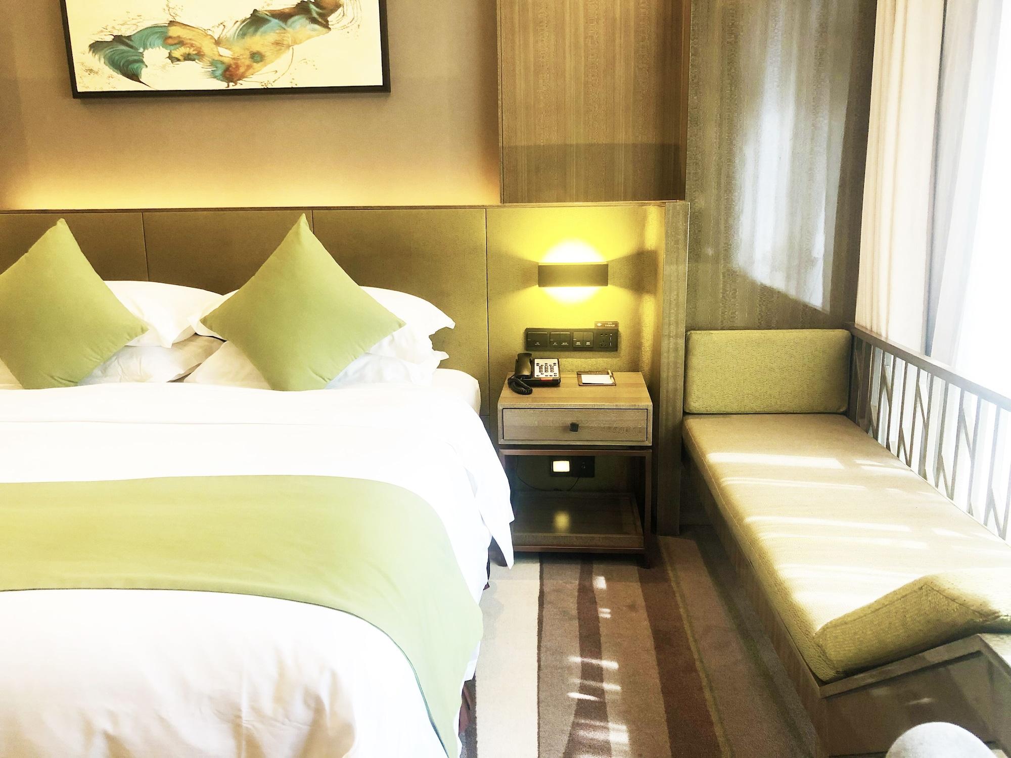 Leshan Ramada Hotel מראה חיצוני תמונה