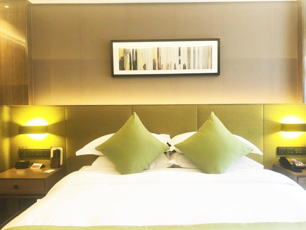 Leshan Ramada Hotel מראה חיצוני תמונה