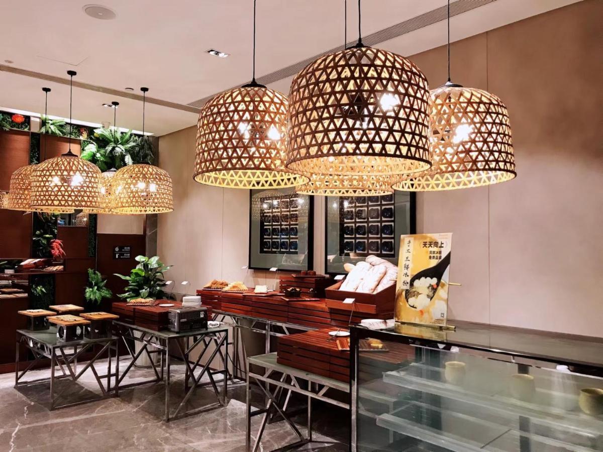 Leshan Ramada Hotel מראה חיצוני תמונה