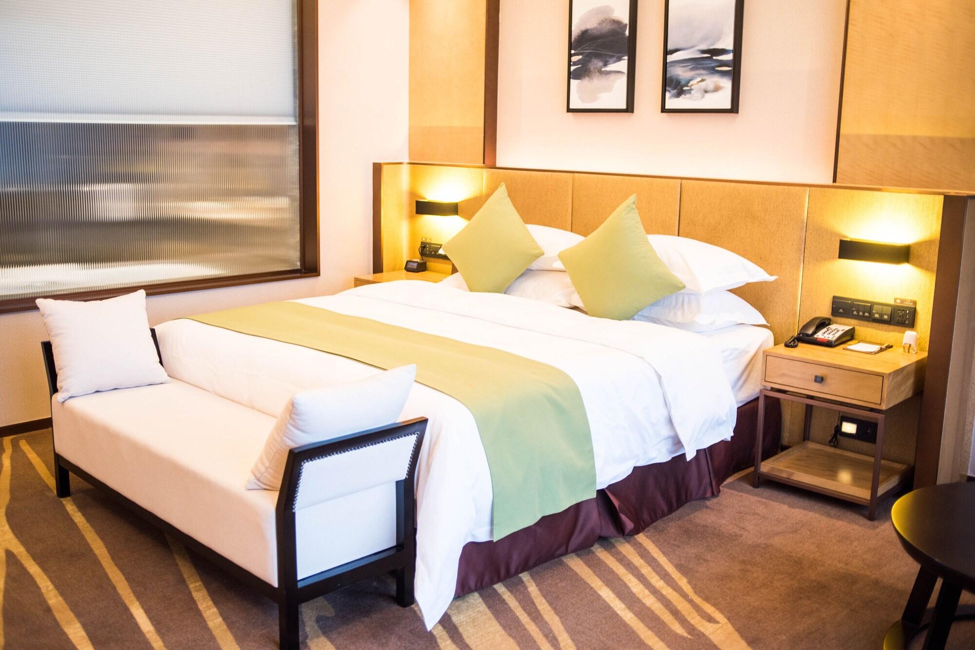 Leshan Ramada Hotel מראה חיצוני תמונה