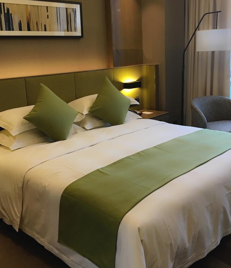 Leshan Ramada Hotel מראה חיצוני תמונה