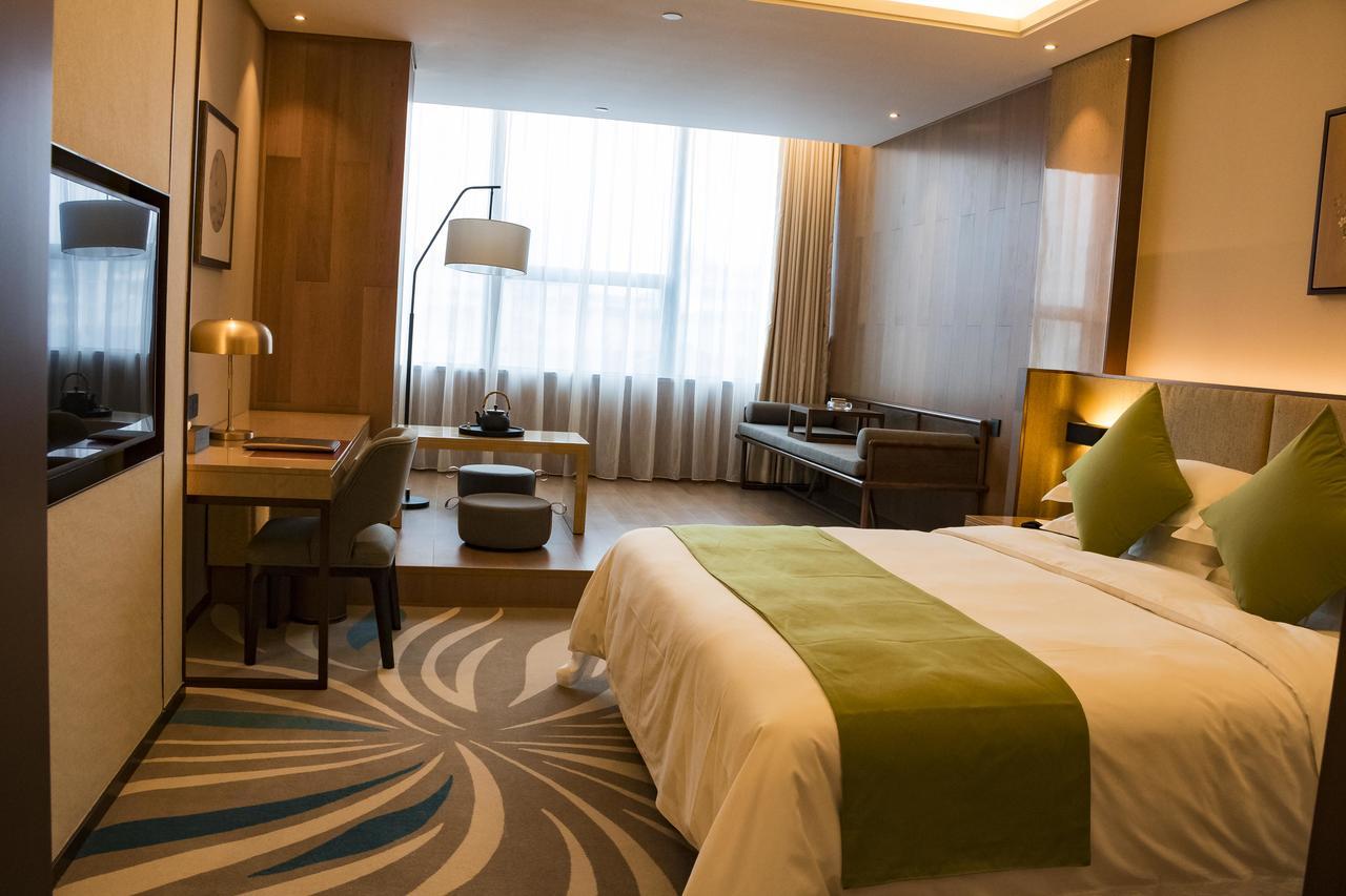 Leshan Ramada Hotel מראה חיצוני תמונה